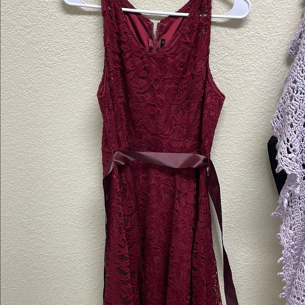 Elegant Red Halter Midi Dress for Cocktail Events